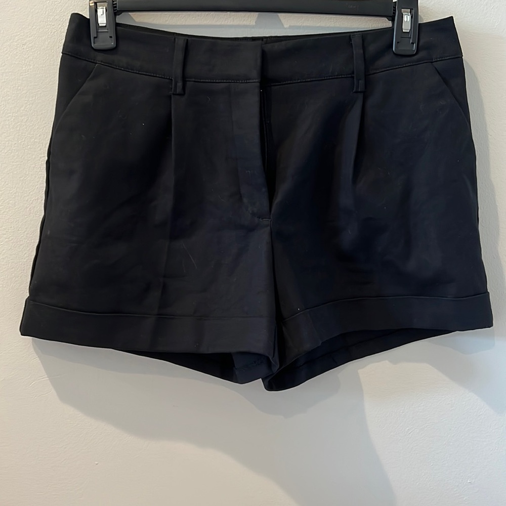 H&M structured black shorts